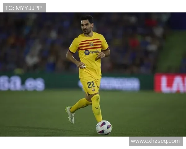 球星足球风格特点分析与个性化技术特点的全面解读 球星足球风格特点分析与个性化技术特点的全面解读