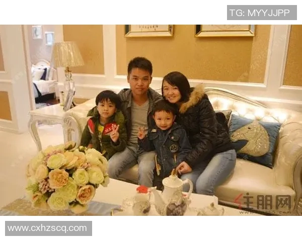 足球球星与家人温馨圣诞全家福合影分享幸福时刻 足球球星与家人温馨圣诞全家福合影分享幸福时刻