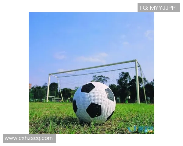 从草根到球场英雄 足球巨星们的成长故事与奋斗精神