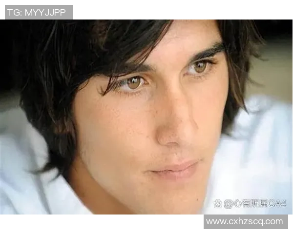 谁是足球界起球最帅的球星他的精彩瞬间如何征服球迷的心 谁是足球界起球最帅的球星他的精彩瞬间如何征服球迷的心